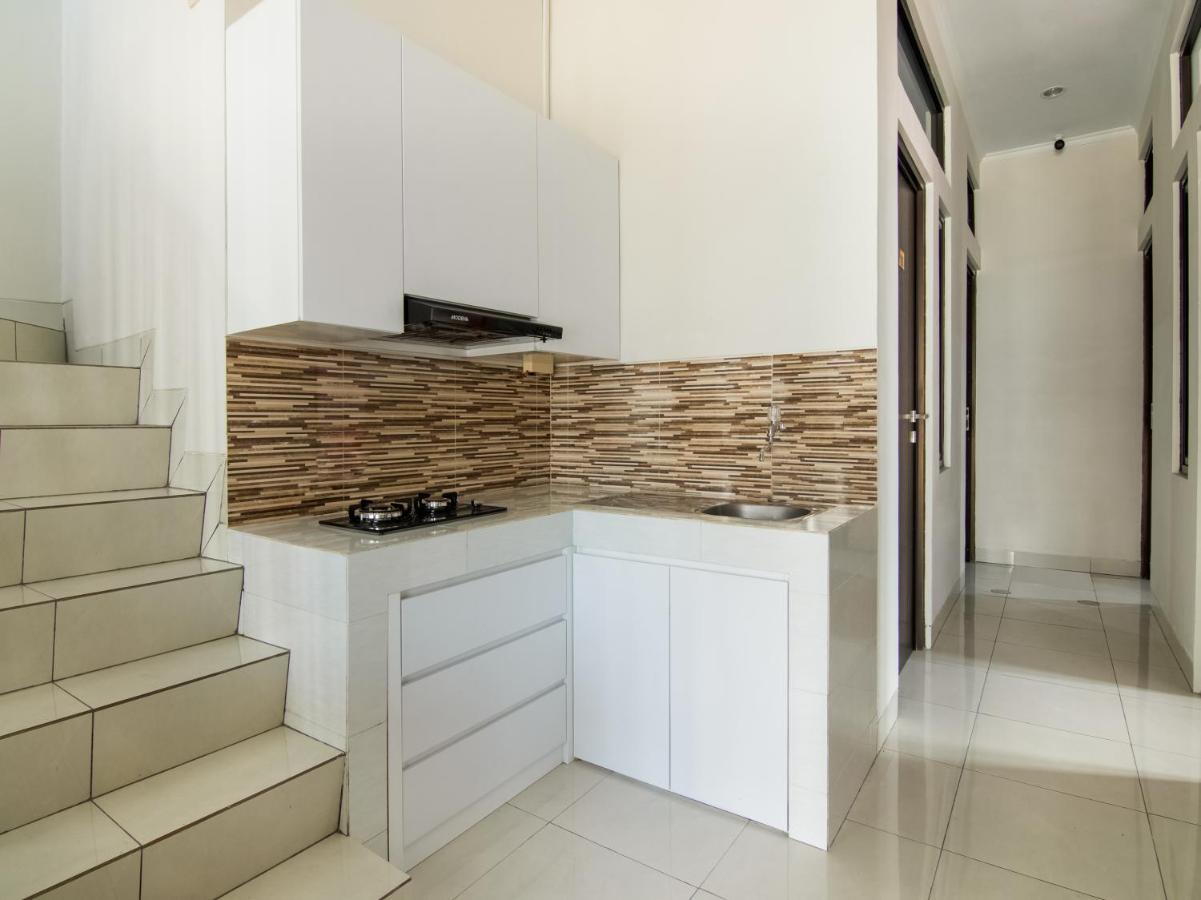 Oyo 3824 Columbus Residence J1 Telukjambe Exteriér fotografie